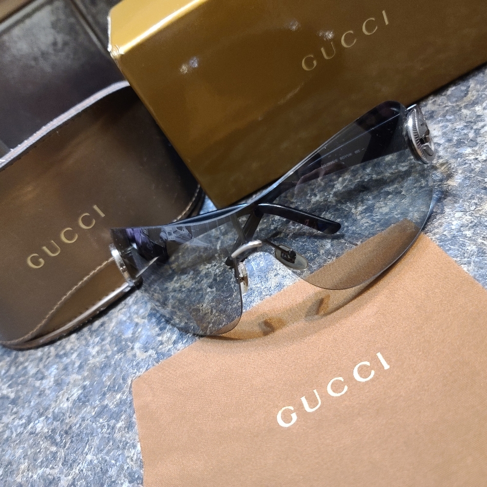 Gucci sunglasses